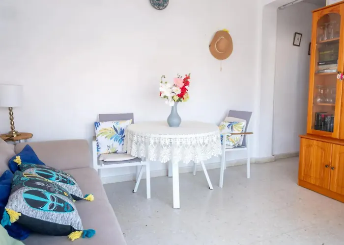 Апартаменты Brisas De Europa Нерха